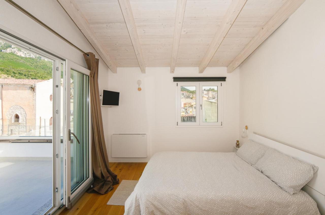 Tatta & Nanna Rooms Oliena Bagian luar foto
